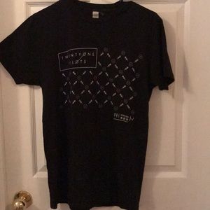 21 pilots skeleton clique T-shirt